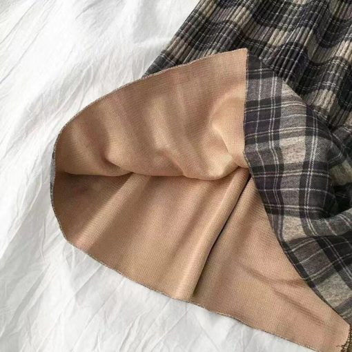 Vintage Pleated Plaid Skirt - Image 5