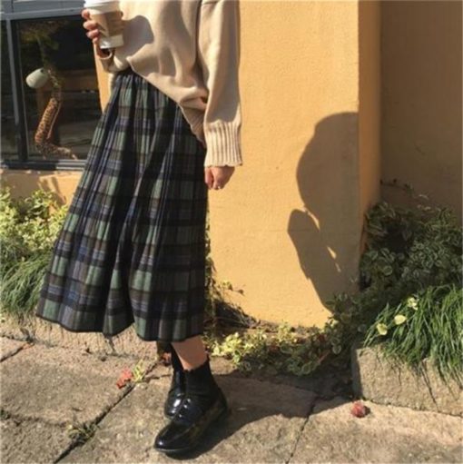 Vintage Pleated Plaid Skirt - Image 8