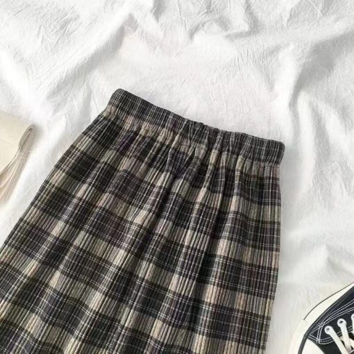 Vintage Pleated Plaid Skirt - Image 6